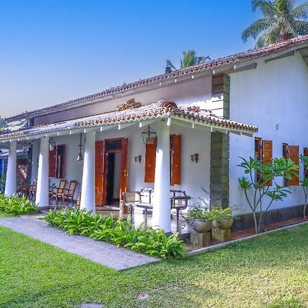 Dhyana Villa Ambalangoda  Exteriör bild