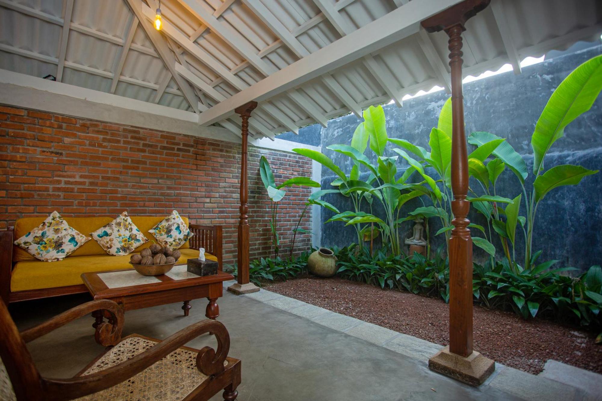 Dhyana Villa Ambalangoda  Exteriör bild